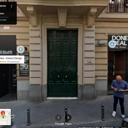 Colonna 9 * Νάπολη